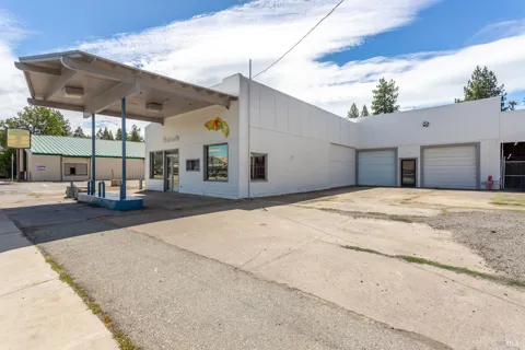 37087 Ca - 299 Highway E