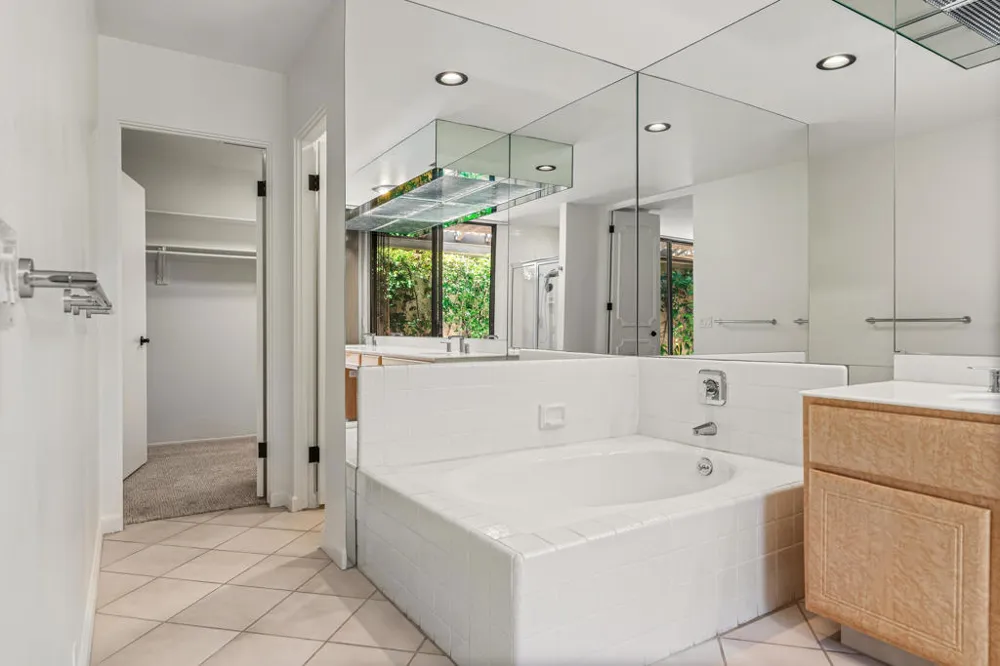 33 Colgate Drive Rancho Mirage, CA 92270