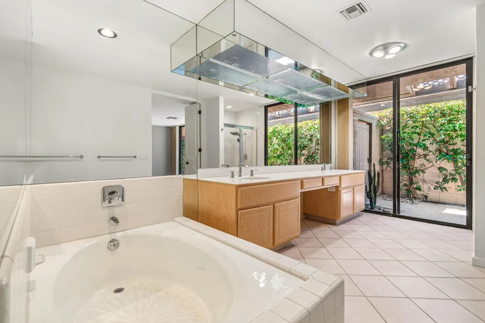 33 Colgate Drive Rancho Mirage, CA 92270