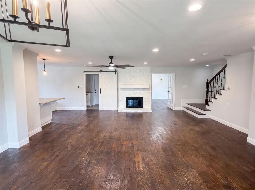 3308 Brookhaven Club Drive Farmers Branch, TX 75234