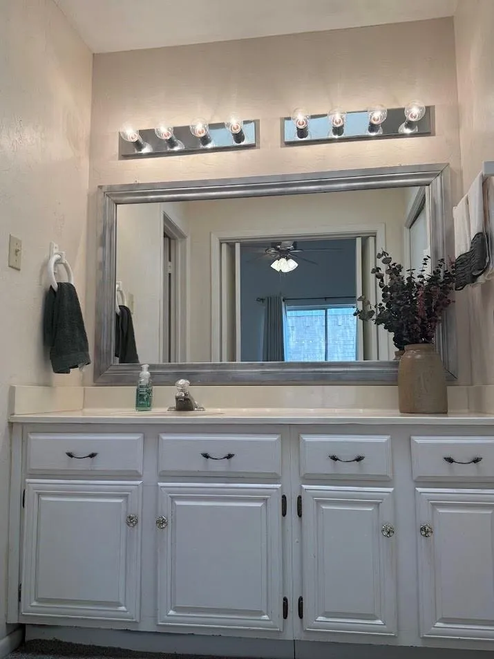 1858 Veranda Drive West Columbia, TX 77486