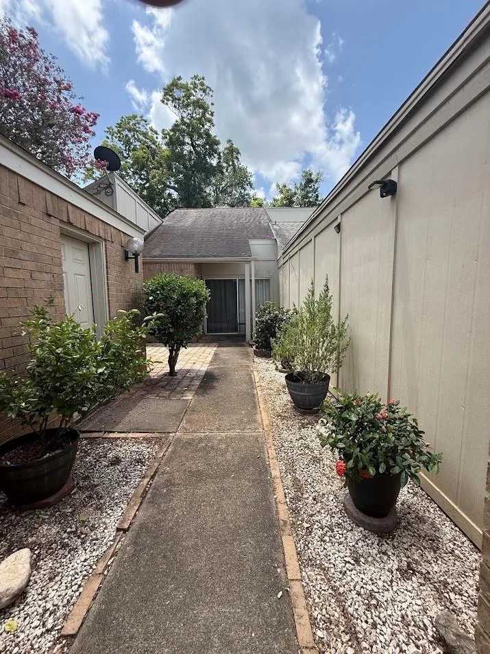 1858 Veranda Drive West Columbia, TX 77486
