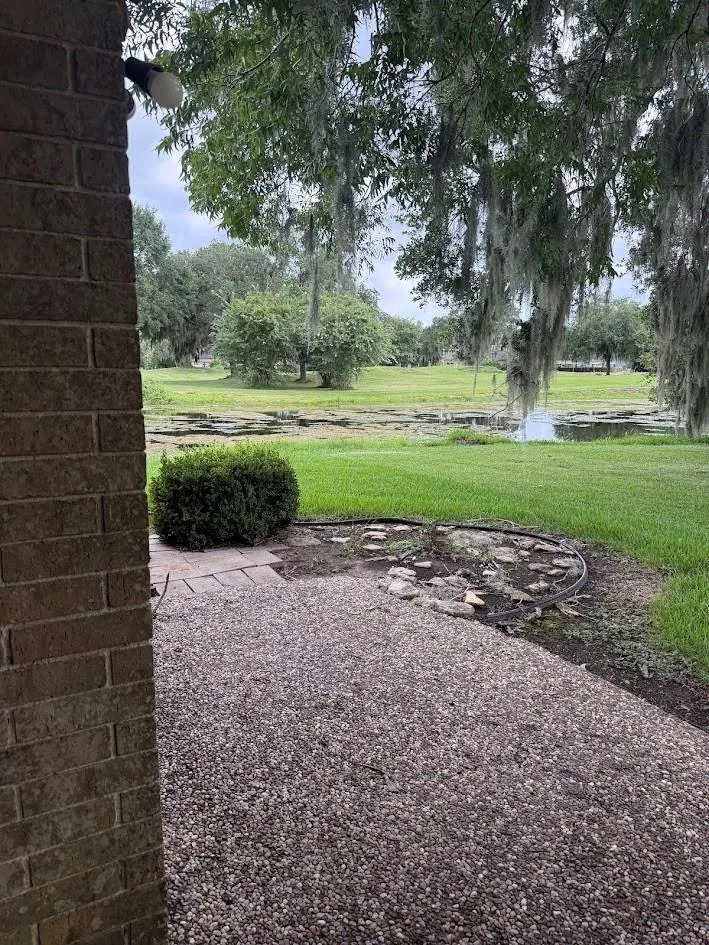 1858 Veranda Drive West Columbia, TX 77486