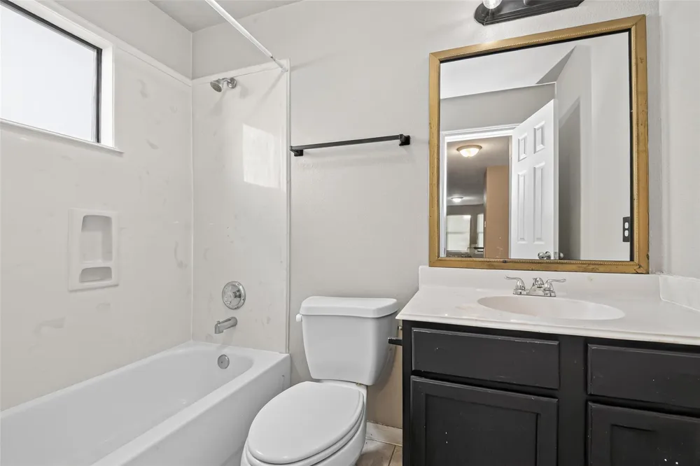 3014 La Estancia Lane Houston, TX 77093
