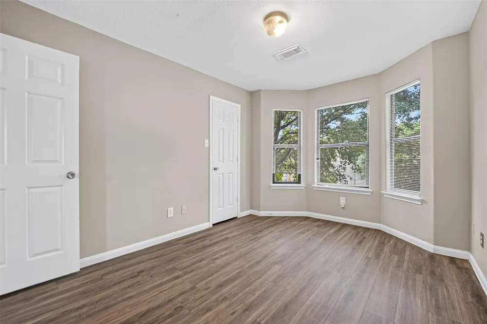 3014 La Estancia Lane Houston, TX 77093