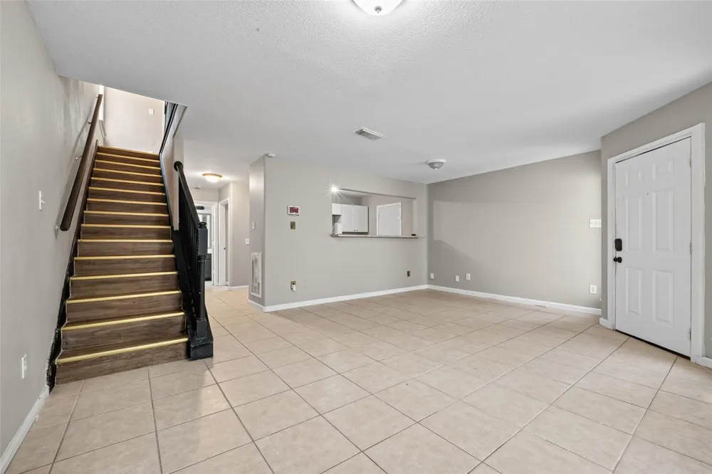3014 La Estancia Lane Houston, TX 77093