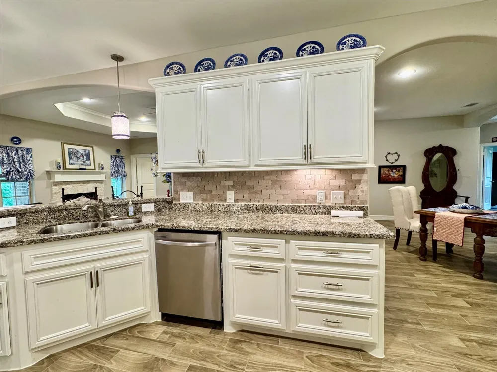 42 Trail Lake Trinity, TX 75862