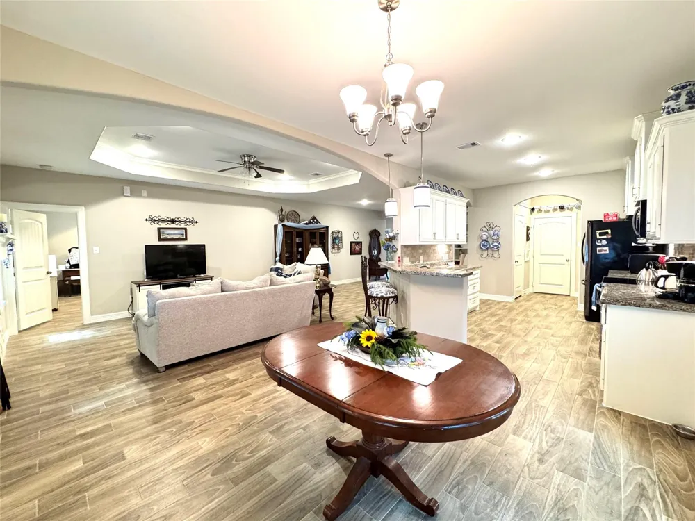 42 Trail Lake Trinity, TX 75862