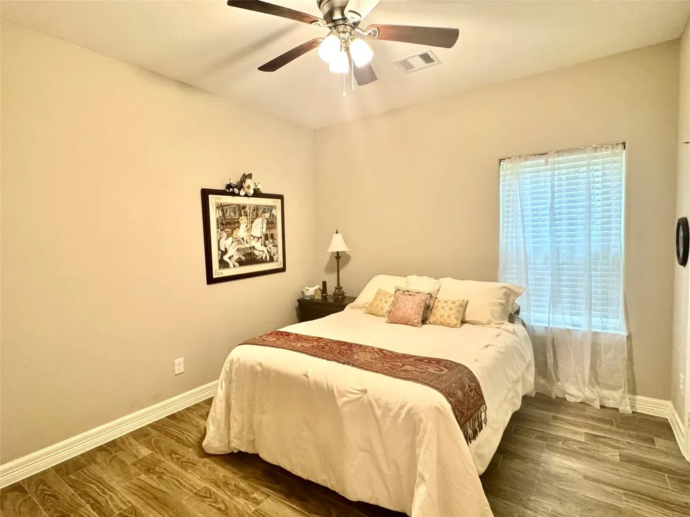 42 Trail Lake Trinity, TX 75862