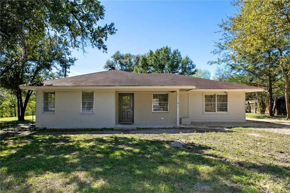 22299 FM 39 Iola, TX 77861