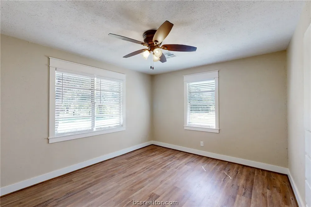 22299 FM 39 Iola, TX 77861