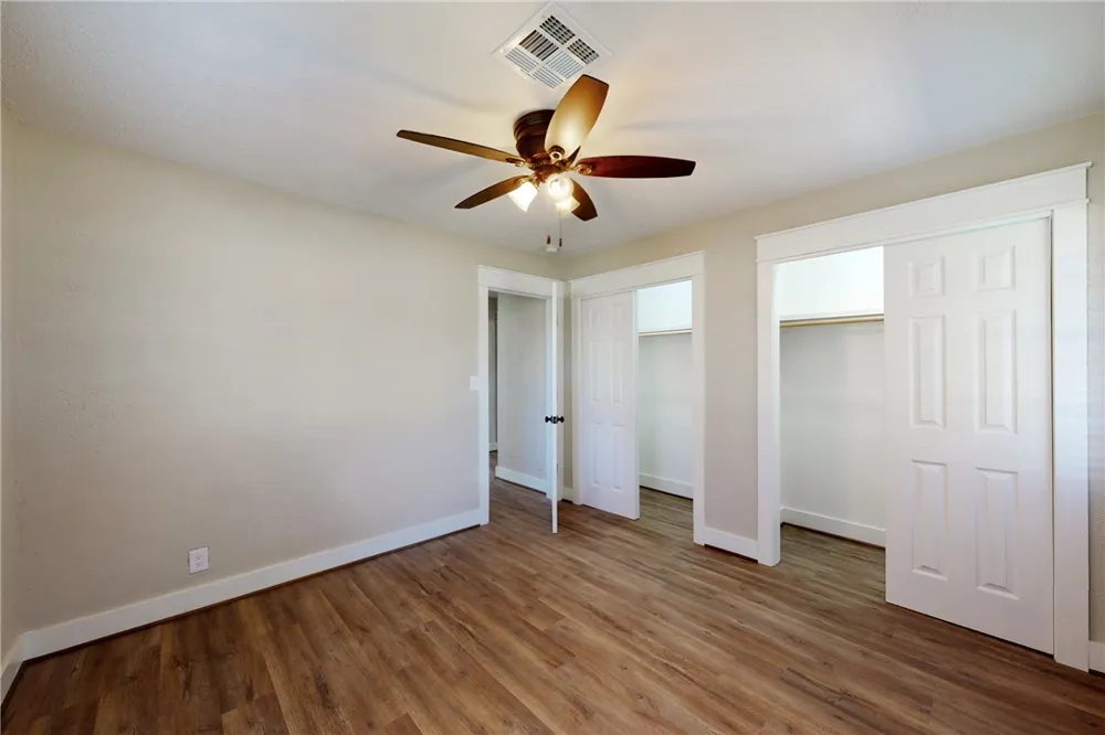 22299 FM 39 Iola, TX 77861