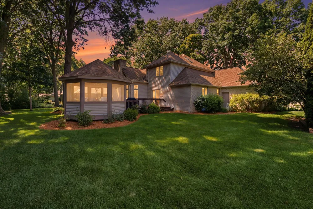 1460 Nelson Road St. Joseph, MI 49085
