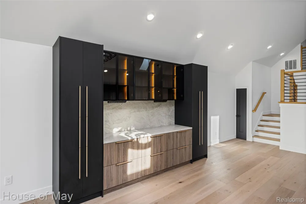 10890 Hillway Drive White Lake Charter Township, MI 48386