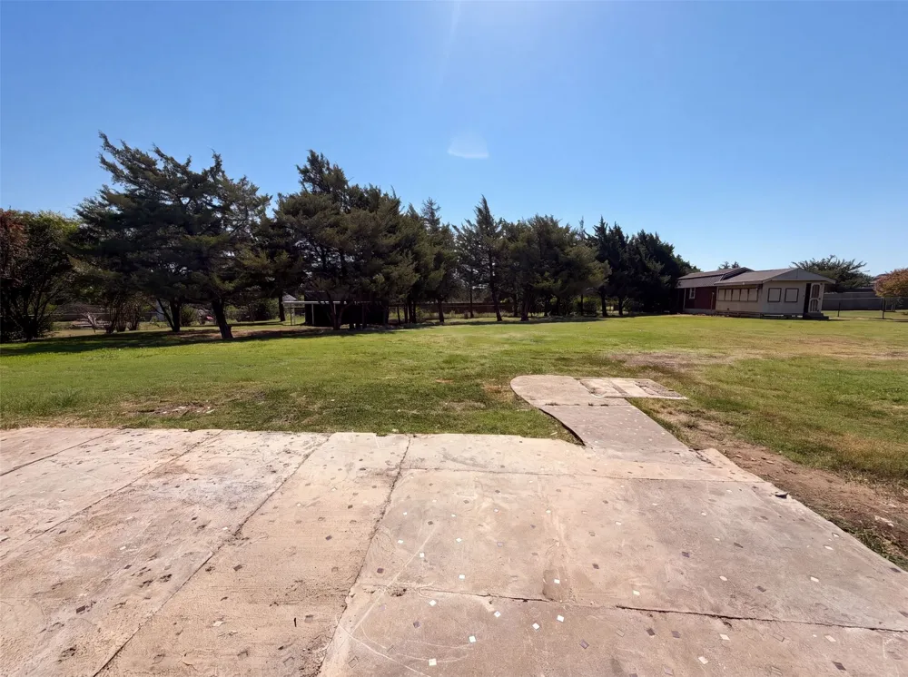 3940 Victory Court Midlothian, TX 76065
