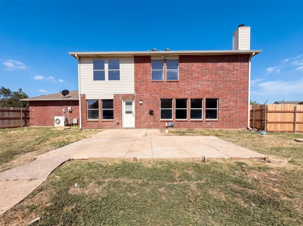 3940 Victory Court Midlothian, TX 76065