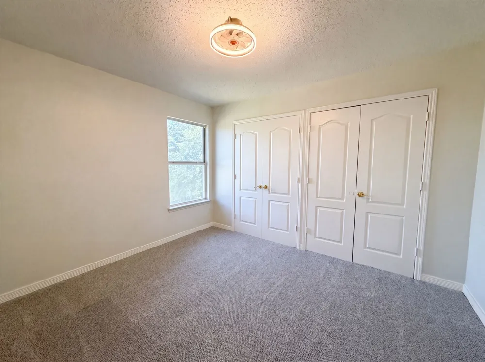 3940 Victory Court Midlothian, TX 76065