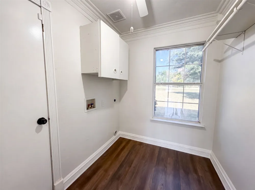 3940 Victory Court Midlothian, TX 76065