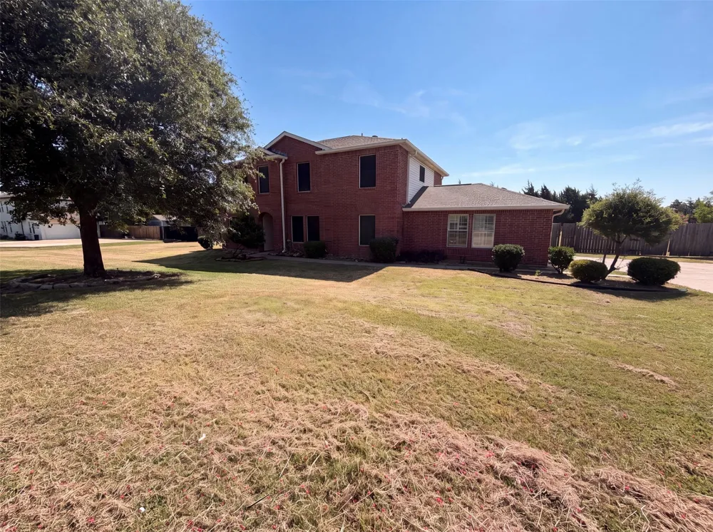 3940 Victory Court Midlothian, TX 76065