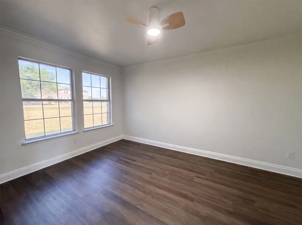 3940 Victory Court Midlothian, TX 76065