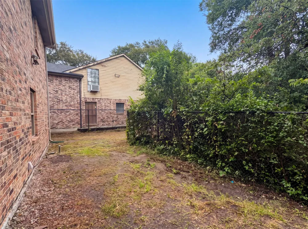 13324 Pandora Circle Dallas, TX 75238