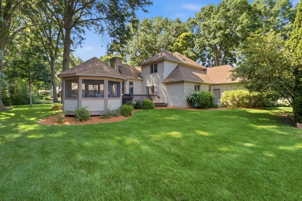 1460 Nelson Road St Joseph Charter Township, MI 49085