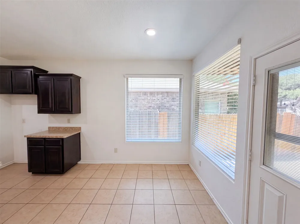 1108 Edgewater Drive Azle, TX 76020