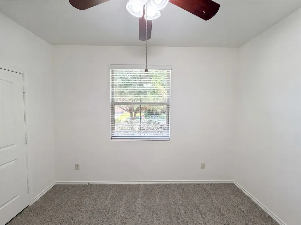 1108 Edgewater Drive Azle, TX 76020