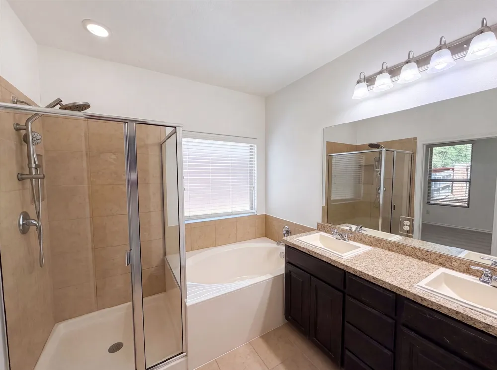 1108 Edgewater Drive Azle, TX 76020
