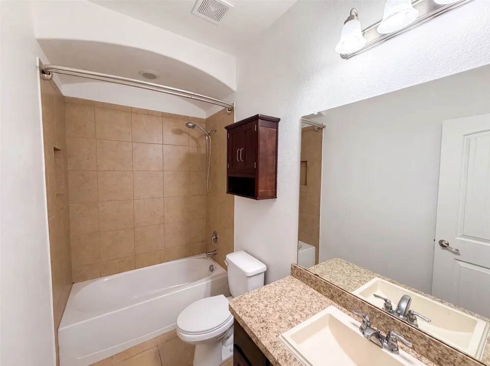 1108 Edgewater Drive Azle, TX 76020