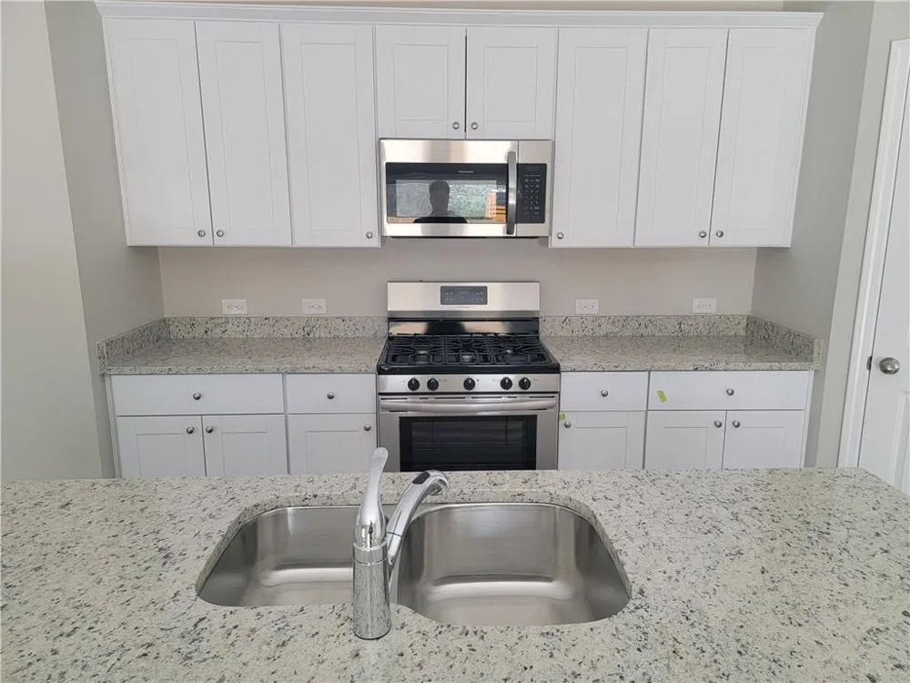 4217 Waxwing Street Hoschton, GA 30548