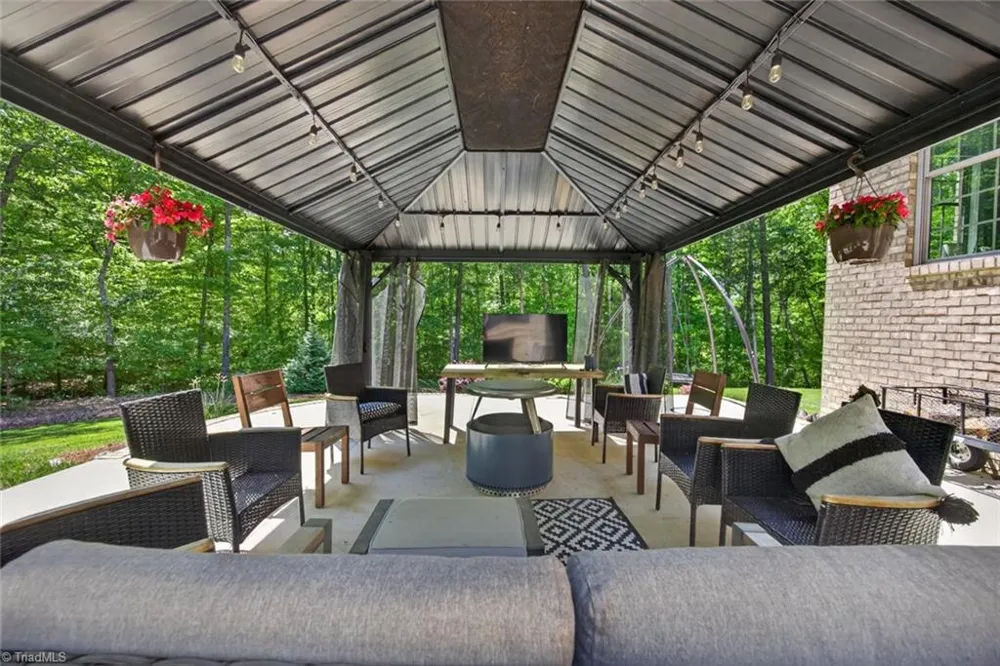 2007 Otter Creek Drive Whitsett, NC 27377