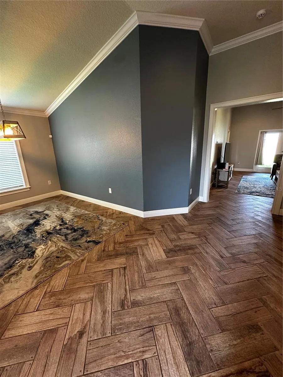 262 LAKE MARIANA PLACE Auburndale, FL 33823