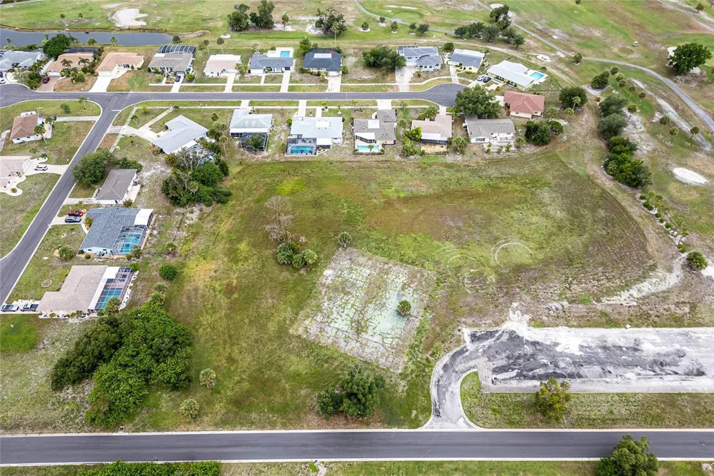 3 GOLFVIEW ROAD Rotonda West, FL 33947