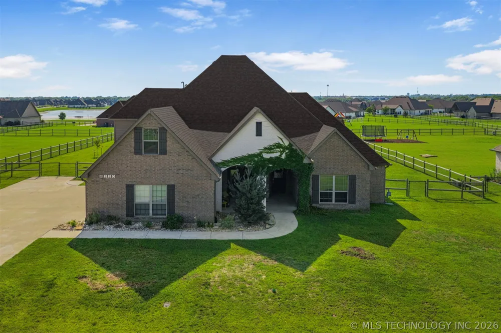 8220 154th Avenue E Owasso, OK 74055