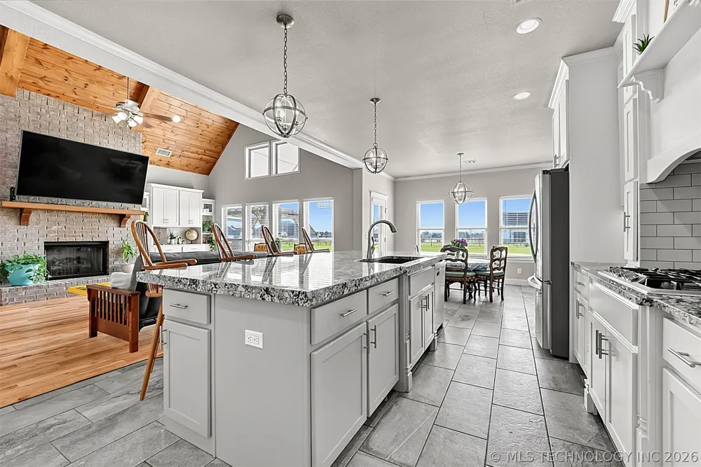 8220 154th Avenue E Owasso, OK 74055