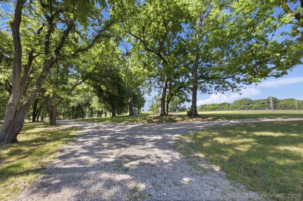 3 Foxwood Estates Street Adair, OK 74330