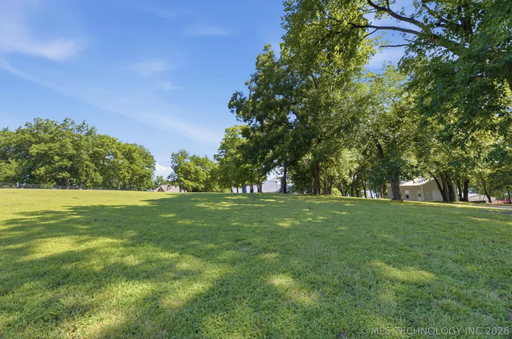 3 Foxwood Estates Street Adair, OK 74330