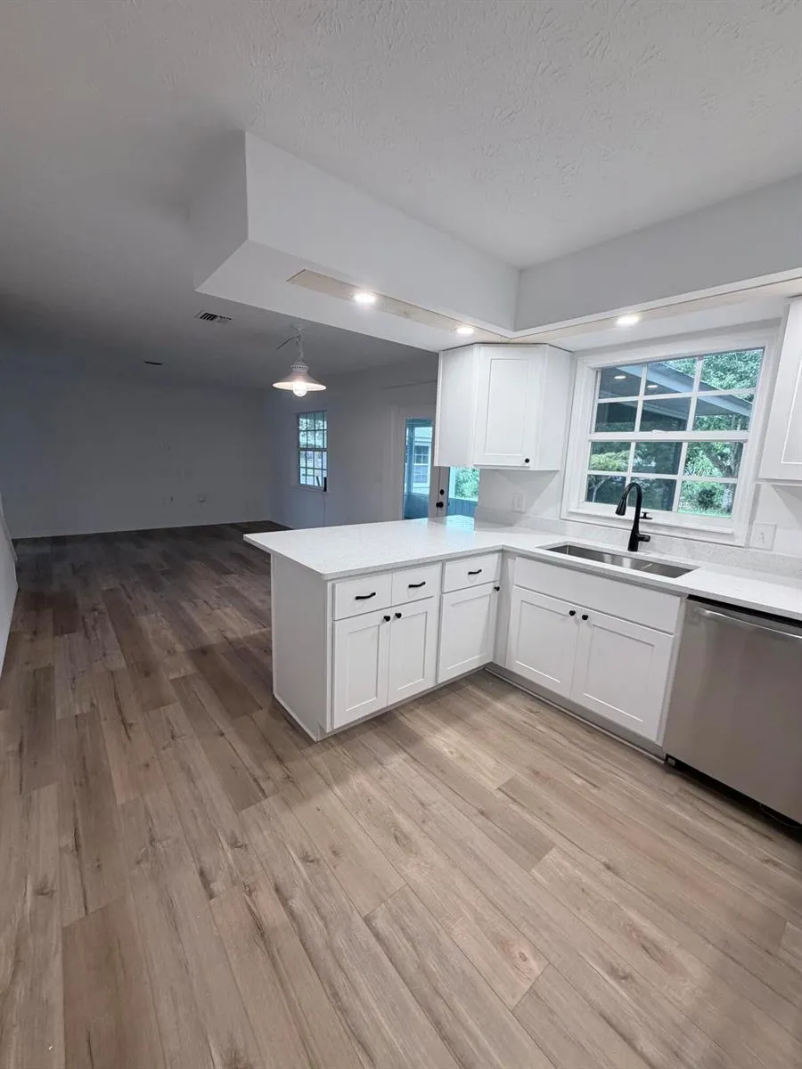 180 8th Court Vero Beach, FL 32962