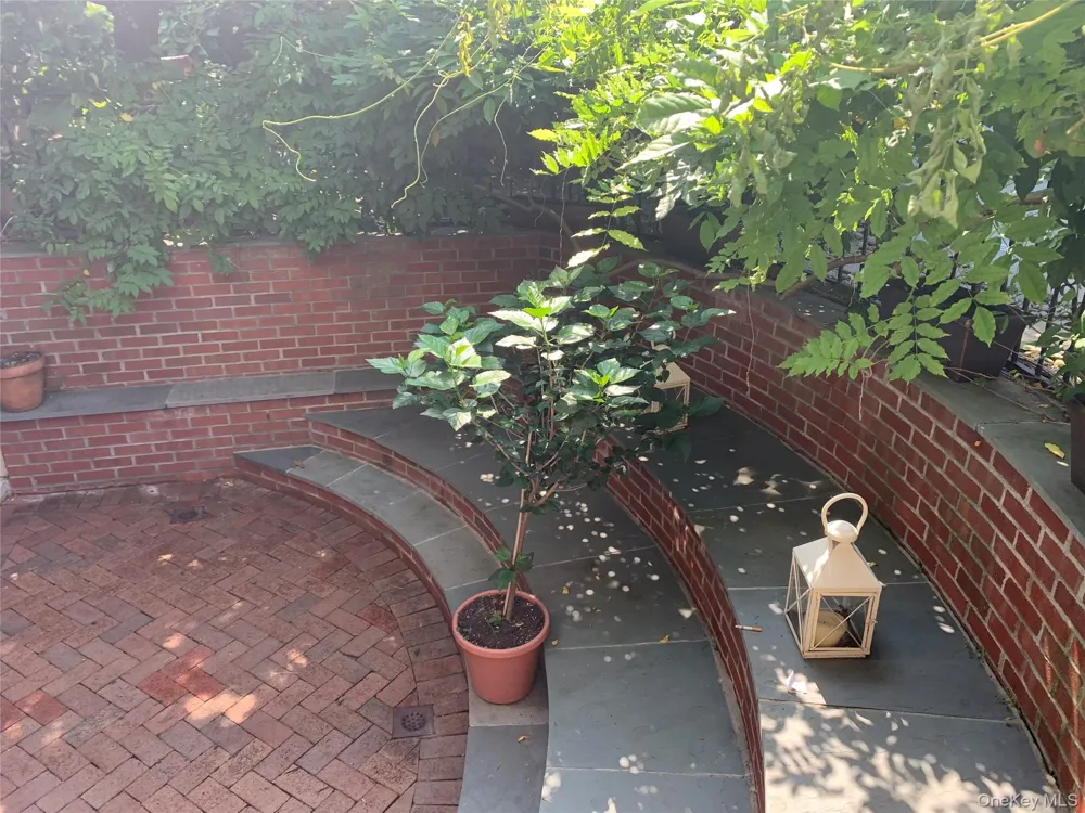 130 E Olive Street Long Beach, NY 11561