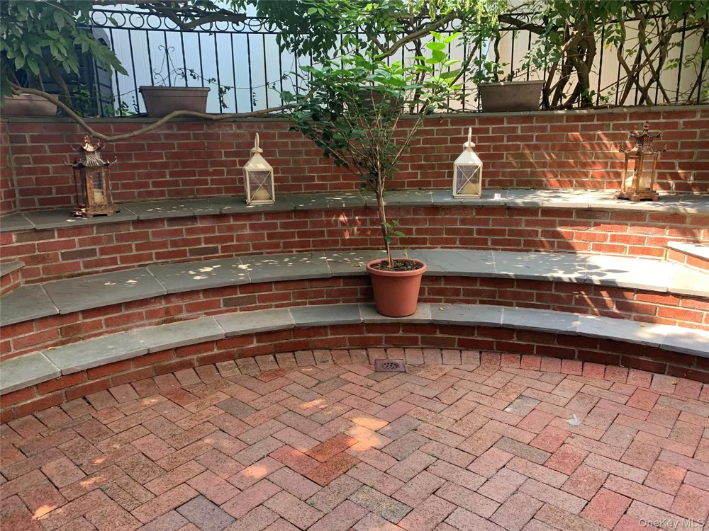 130 E Olive Street Long Beach, NY 11561