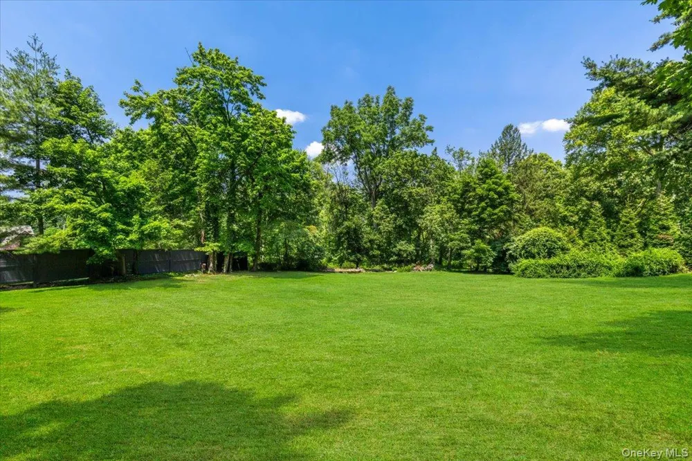 38 Fenimore Drive Harrison, NY 10528