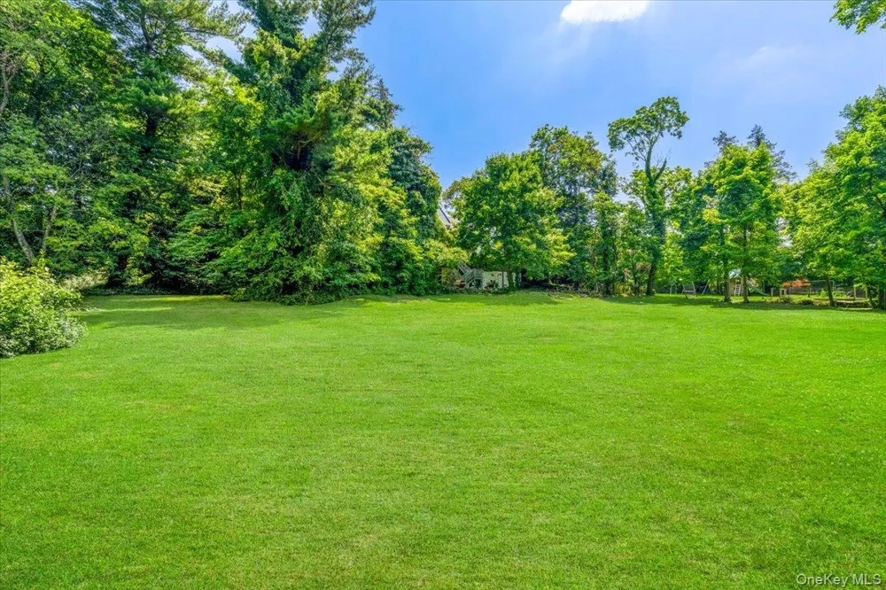 38 Fenimore Drive Harrison, NY 10528