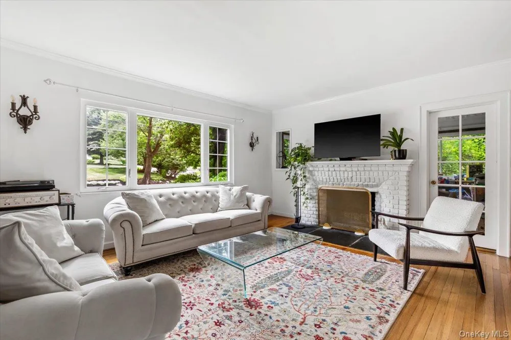 38 Fenimore Drive Harrison, NY 10528