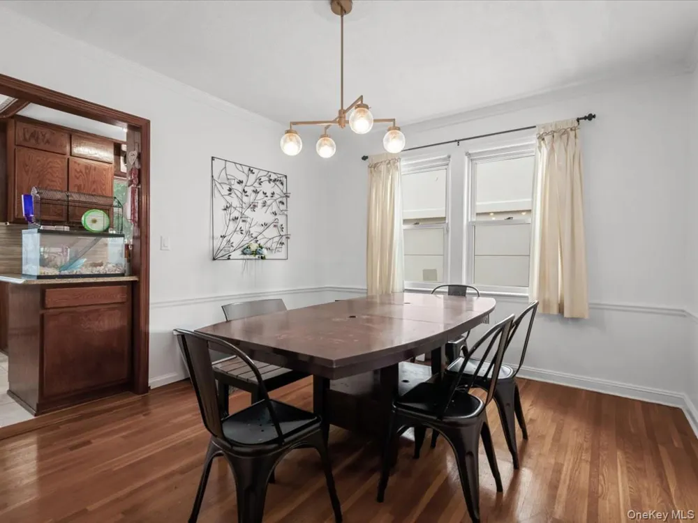 6507 181st Street Fresh Meadows, NY 11365