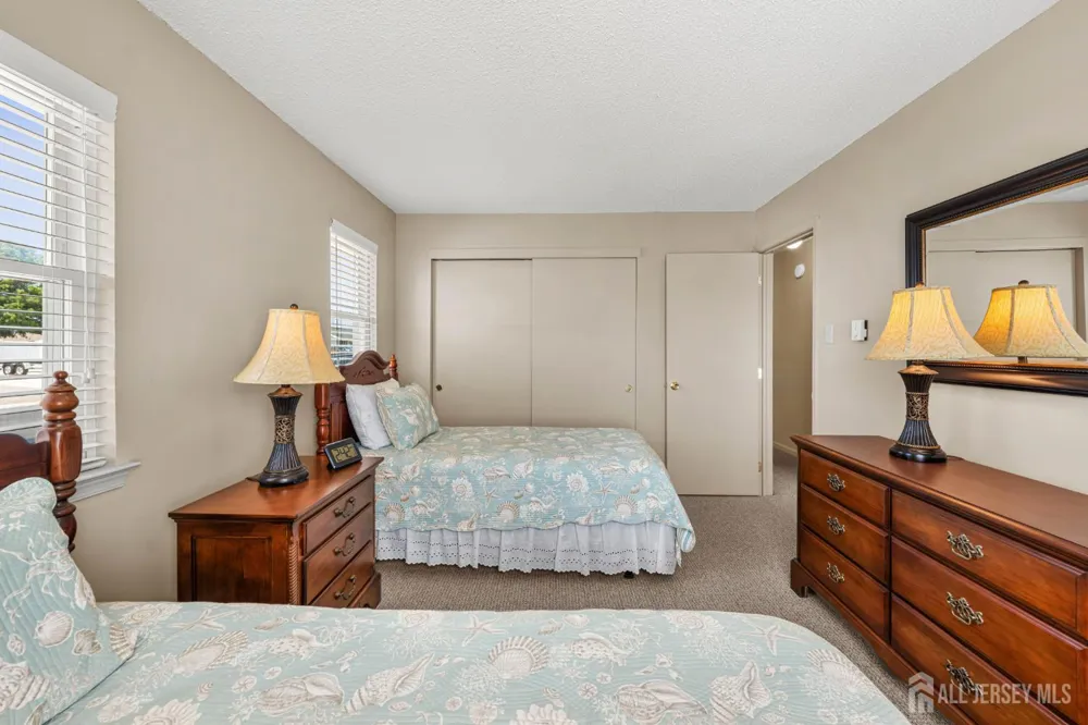 149 Arthur Drive Stafford, NJ 08050