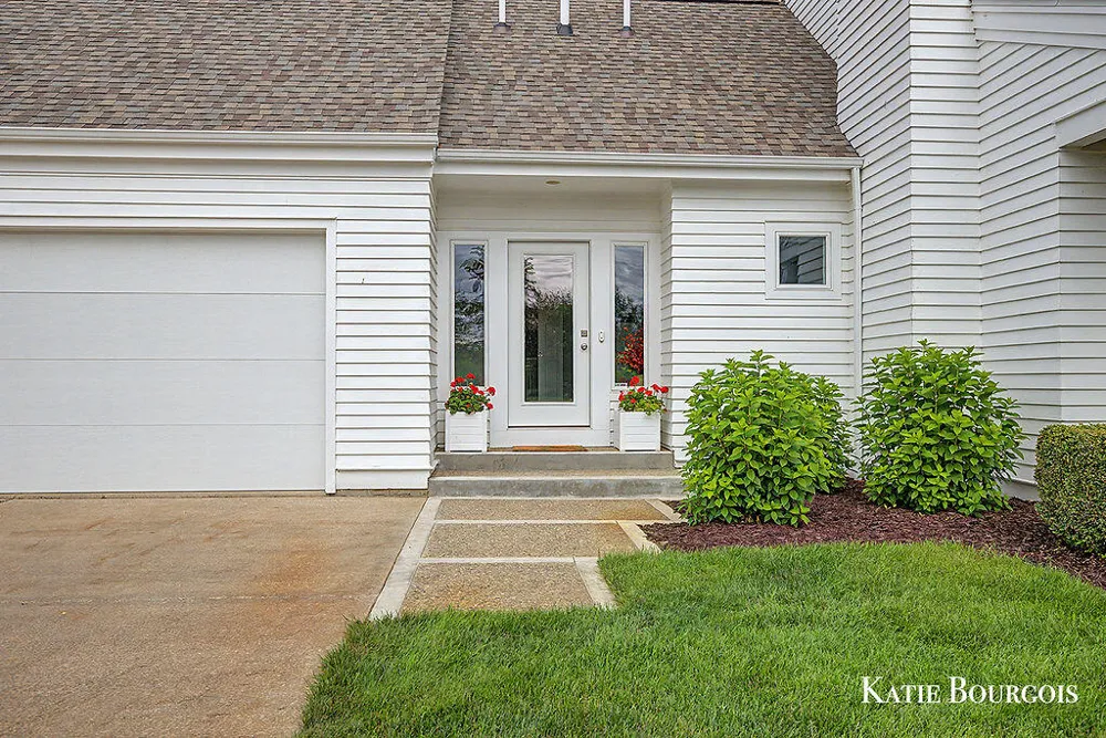 17640 16 Mile Road Colfax Township, MI 49307
