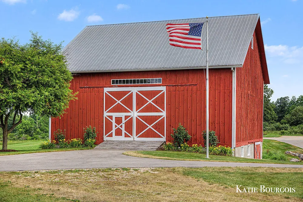 17640 16 Mile Road Colfax Township, MI 49307