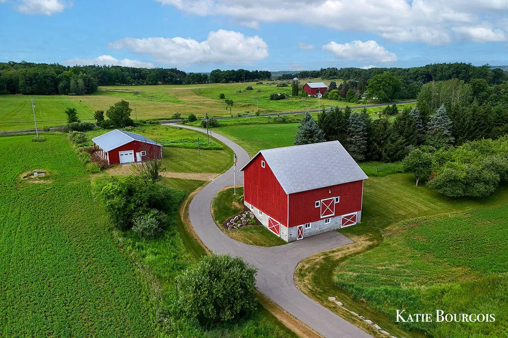 17640 16 Mile Road Colfax Township, MI 49307