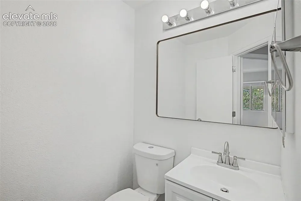 11680 E Cedar Avenue Aurora, CO 80012